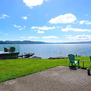 https://tranquility-lakefront.rotoruahotelsnz.com