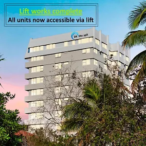 https://84-the-spit-holiday-apartments.queenslandhotels.net